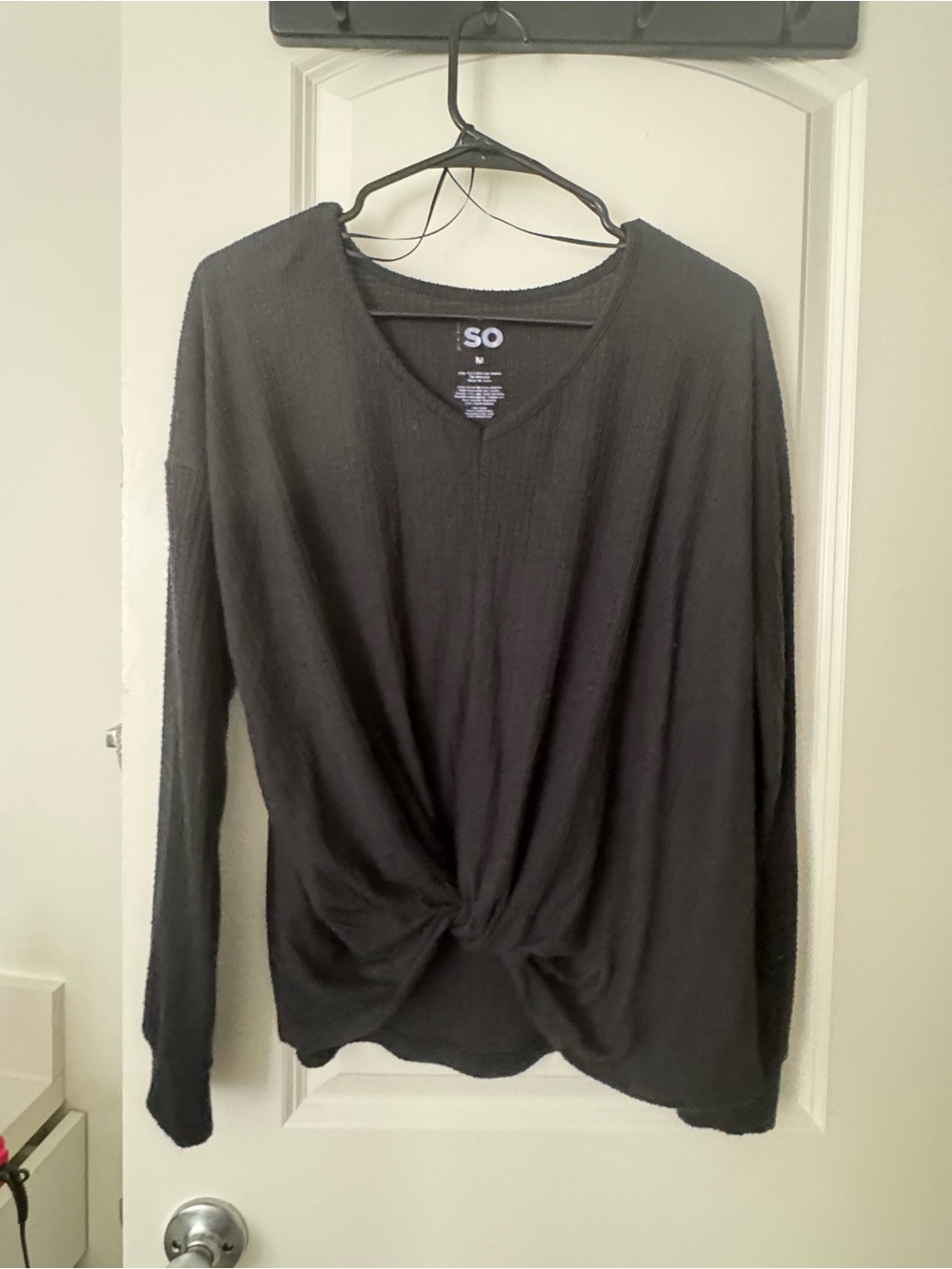 SO Black Ribbed V-Neck Long Sleeve Top